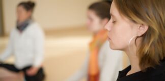 Health Benefits of Mindfulness-Based Stress Reduction Health Benefits of Mindfulness-Based Stress Reduction