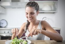 Lifestyle habits before college predict weight gain in adulthood Lifestyle habits before college predict weight gain in adulthood