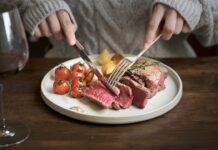 Protein and carbs work together, not against each other, nutrition experts say Protein and carbs work together, not against each other, nutrition experts say