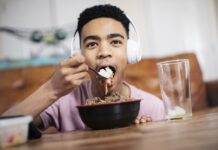 What Is ‘Boy Kibble’? Experts Warn About This Viral Trend What Is ‘Boy Kibble’? Experts Warn About This Viral Trend