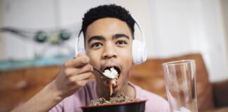 What Is ‘Boy Kibble’? Experts Warn About This Viral Trend What Is ‘Boy Kibble’? Experts Warn About This Viral Trend