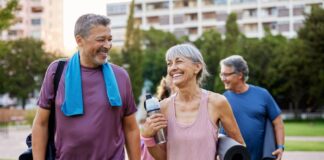 7 lifestyle habits to help you stay healthy and thrive as you get older – Daily News 7 lifestyle habits to help you stay healthy and thrive as you get older – Daily News
