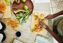 Cooking for One? These 8 Habits Make Eating Healthy So Much Easier Cooking for One? These 8 Habits Make Eating Healthy So Much Easier