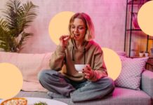 3 Evening Eating Habits That Can Make Stress Feel Worse, According to Dietitians 3 Evening Eating Habits That Can Make Stress Feel Worse, According to Dietitians