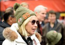Browns owners donate millions in quest for blood cancer treatment breakthroughs Browns owners donate millions in quest for blood cancer treatment breakthroughs